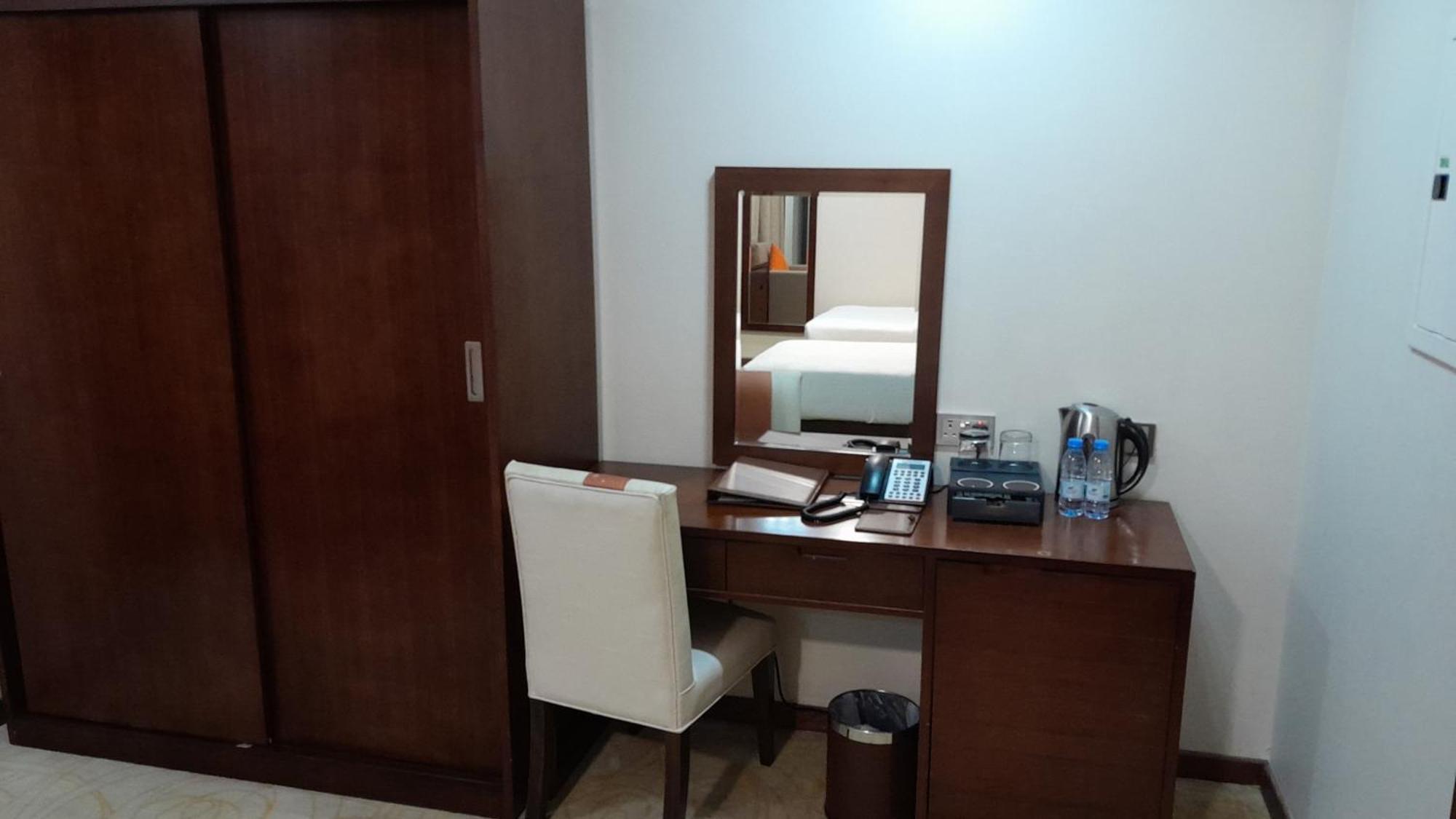 Sby Hotel Джеда Екстериор снимка