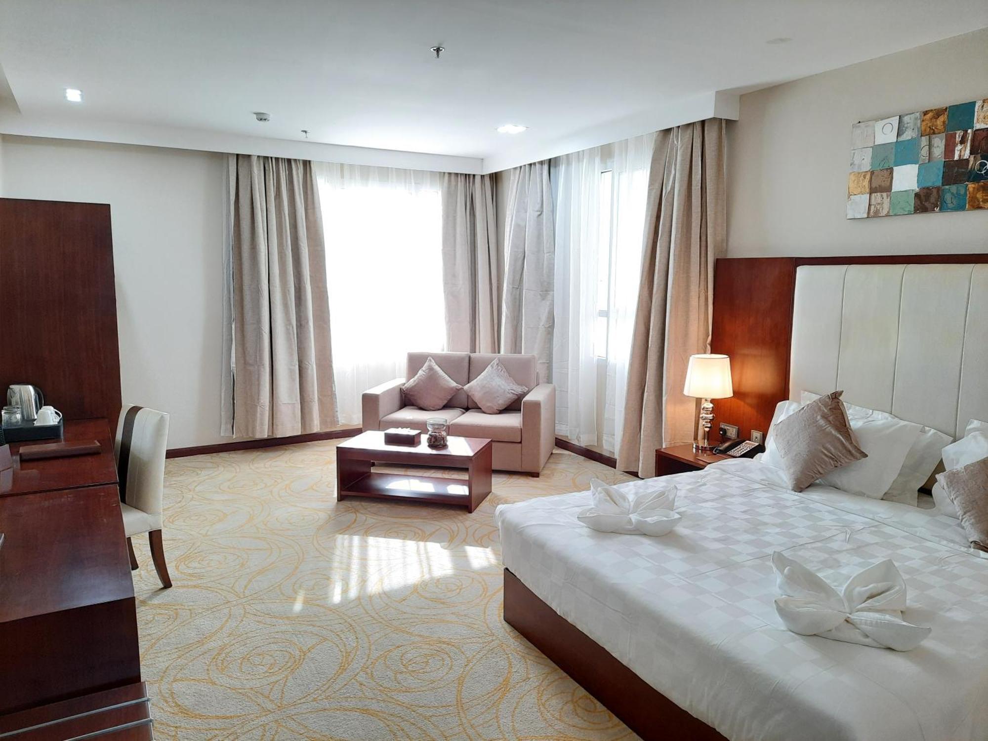 Sby Hotel Джеда Екстериор снимка